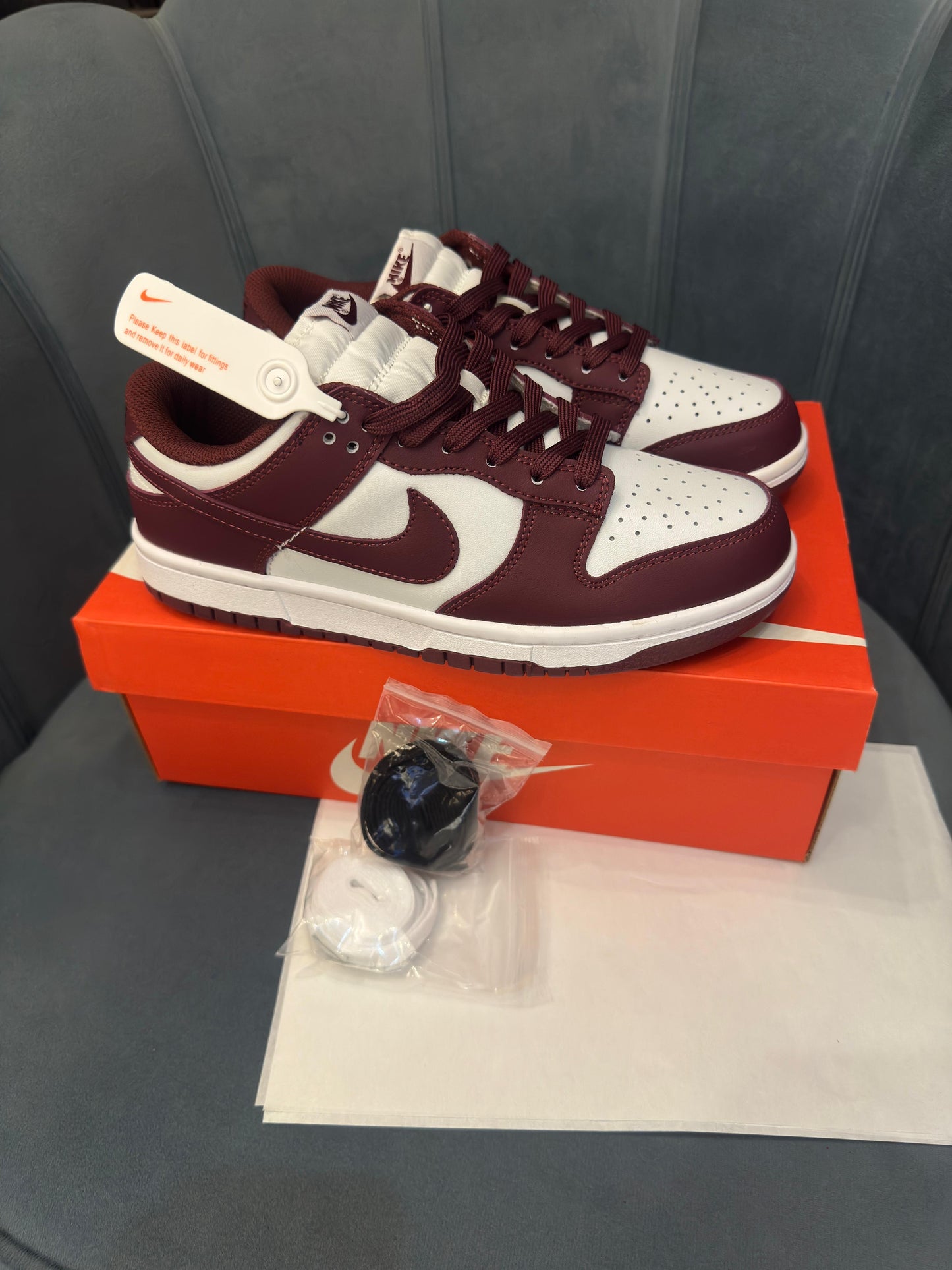 NIKE SB DUNK BEETROOT WINE