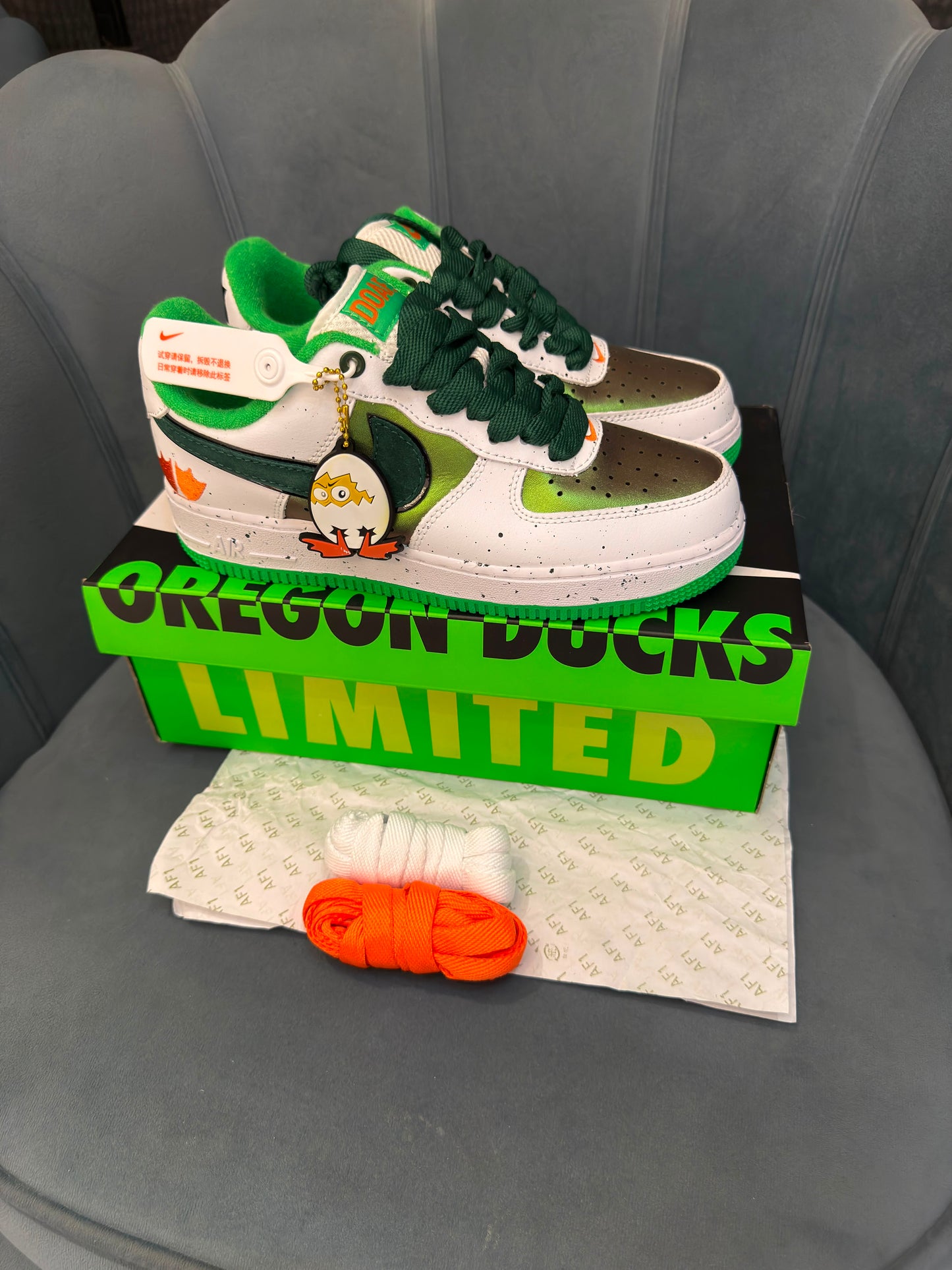 NIKE AIRFORCE x DOAF EGG OR DUCK
