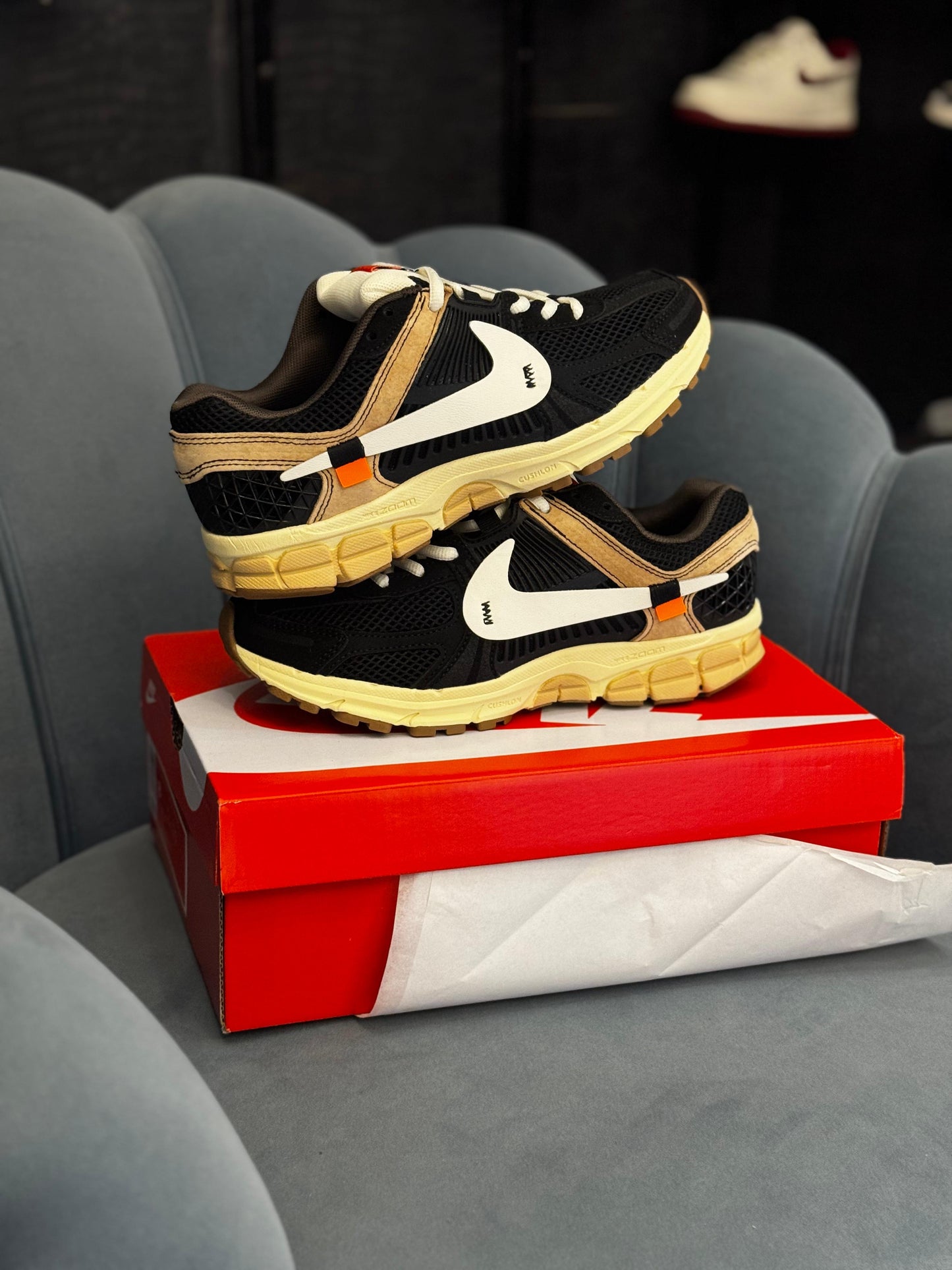 NIKE ZOOM VOMERO CUSTOM OFF WHITE