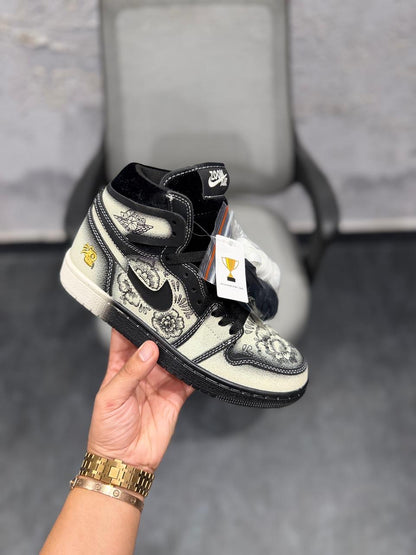 AIR JORDAN RETRO 1 MID CMFT ZOOM