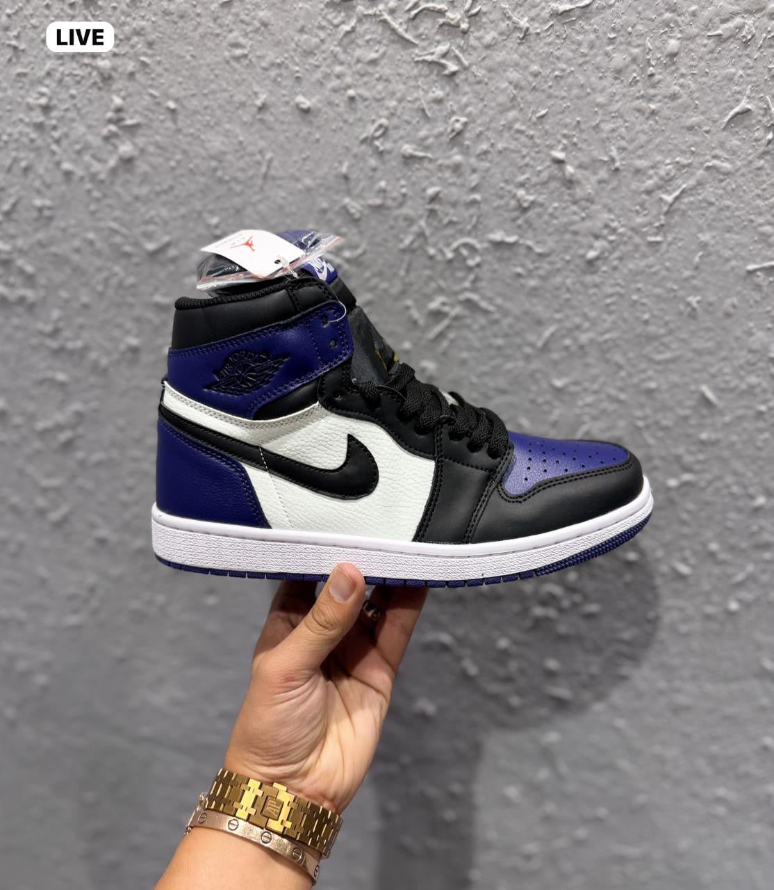 NIKE AIR JORDAN ONE PURPLE