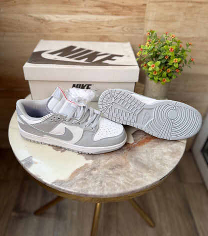 NIKE SB LOW DUNK GREY