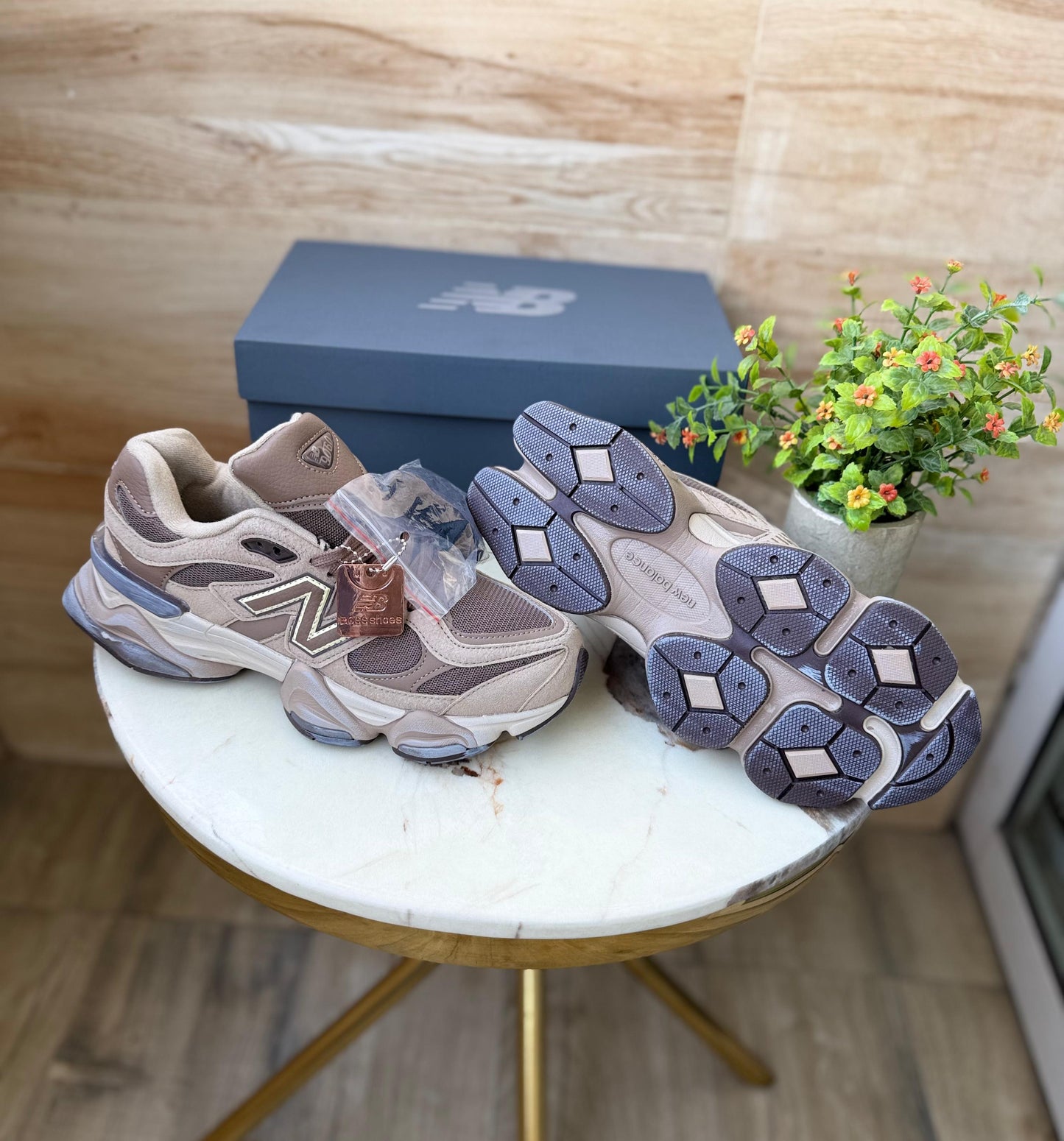 NEW BALANCE 9060 CHOCOLATE