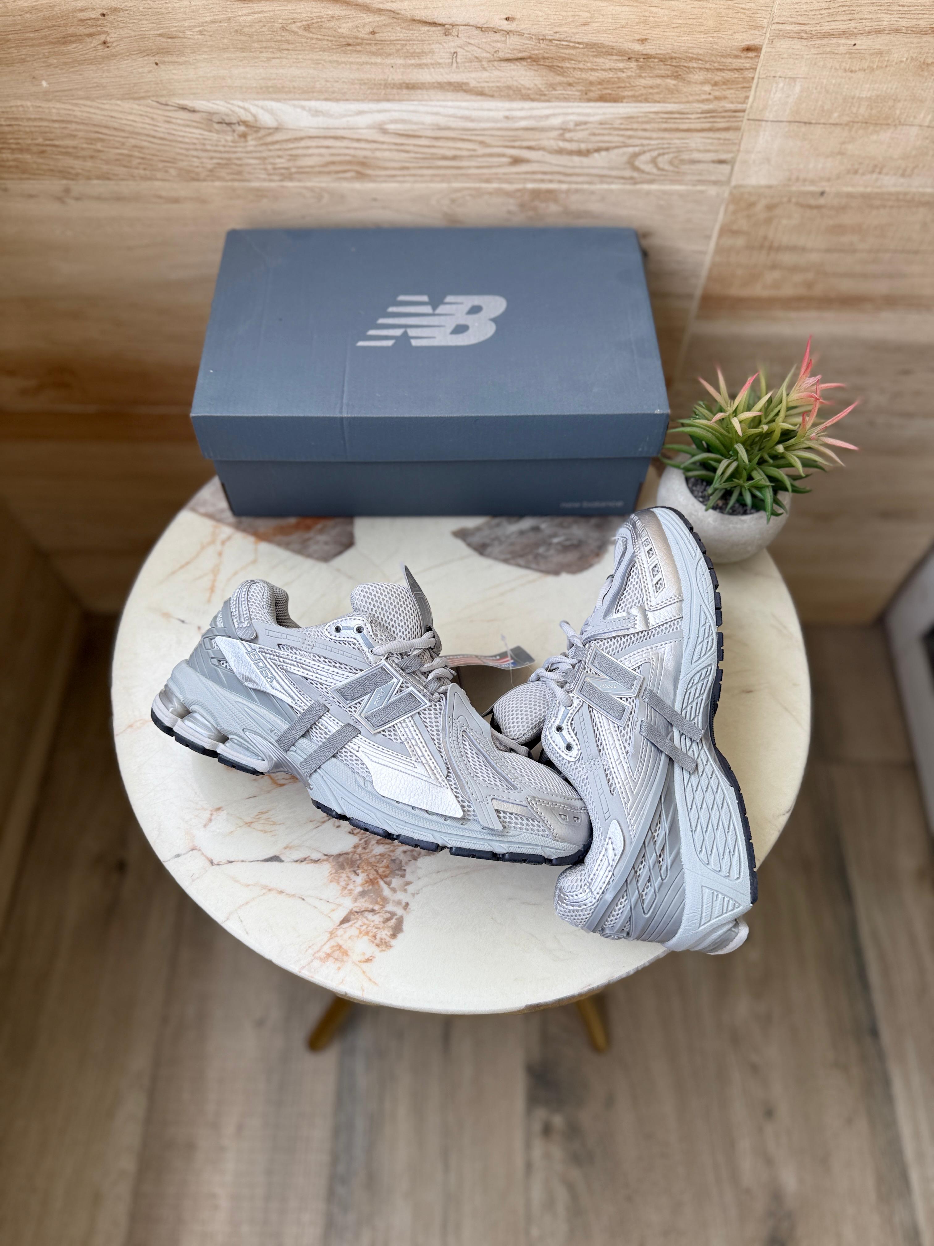 NEW BALANCE 1906 A CONCRETE SILVER METALLIC – Snapkicks