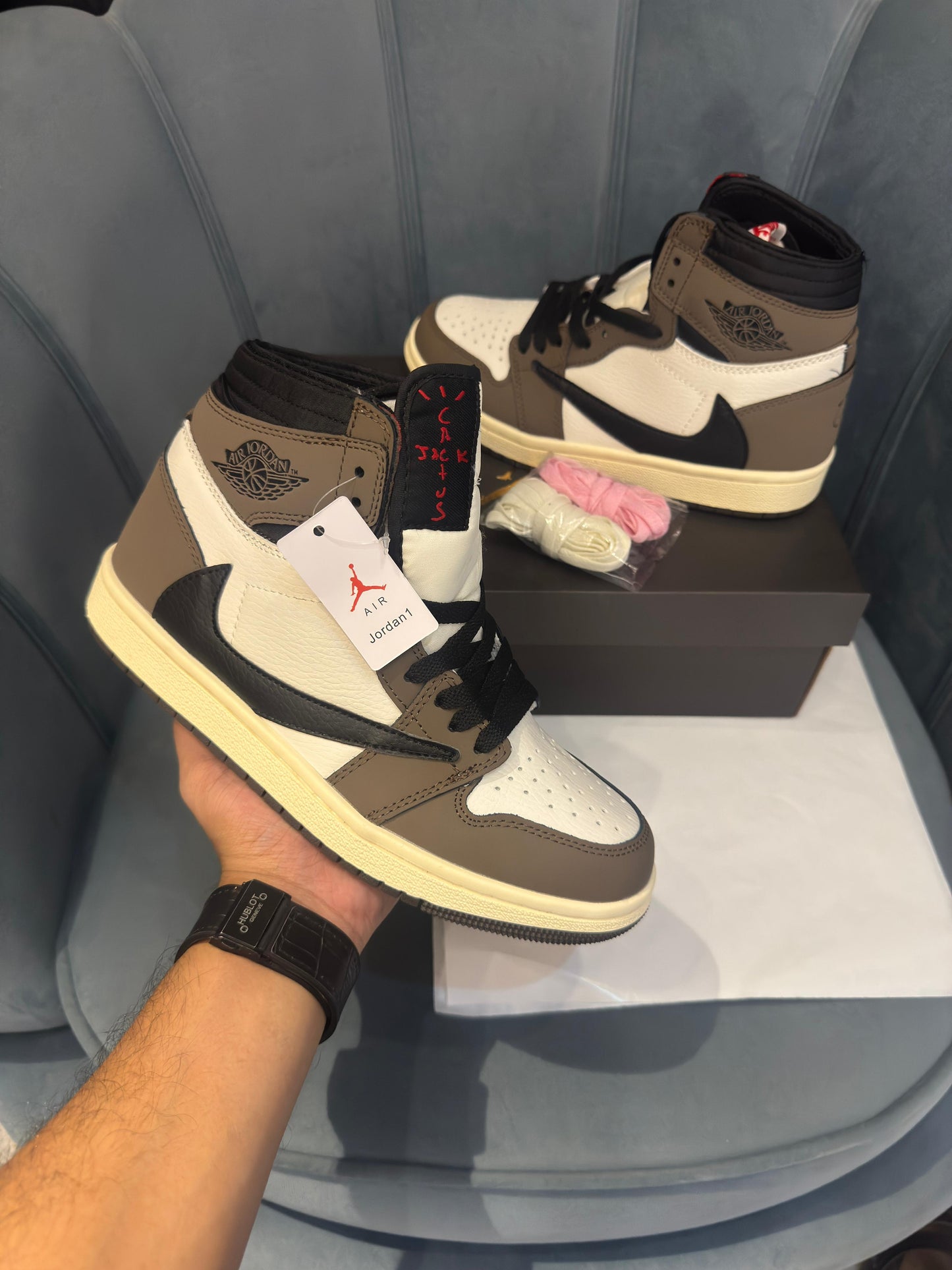AIR JORDAN 1 X TRAVIS SCOT HIGH BROWN