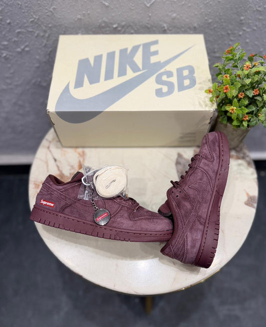 NIKE SB DUNK SUPREME 2025 BURGUNDY