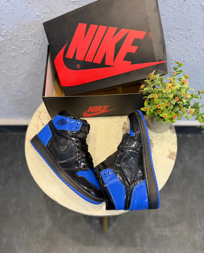 AIR JORDANS RETRO 1 PATENT BLUE BLACK