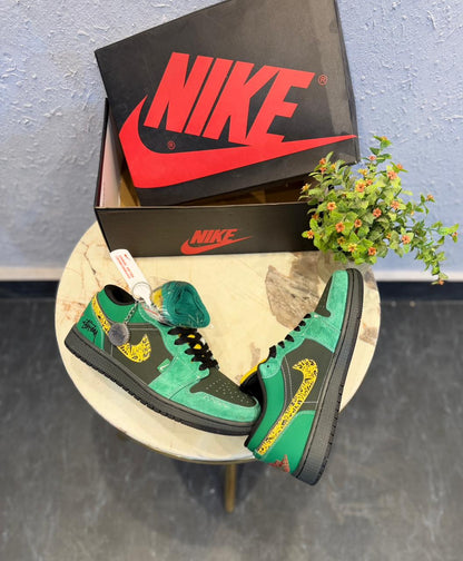 AIR JORDANS RETRO 1 STUSSY GREEN BLACK YELLOW KEYCHAIN