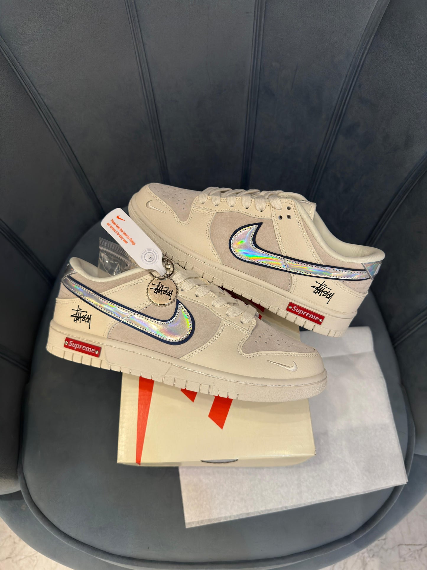 NIKE SB DUNK X SUPREME STUSSY