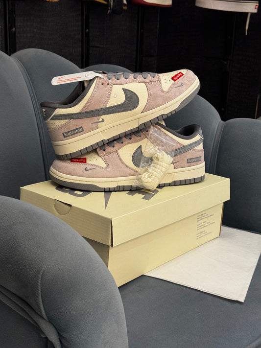 NIKE SB DUNK OG GREY X SUPREME