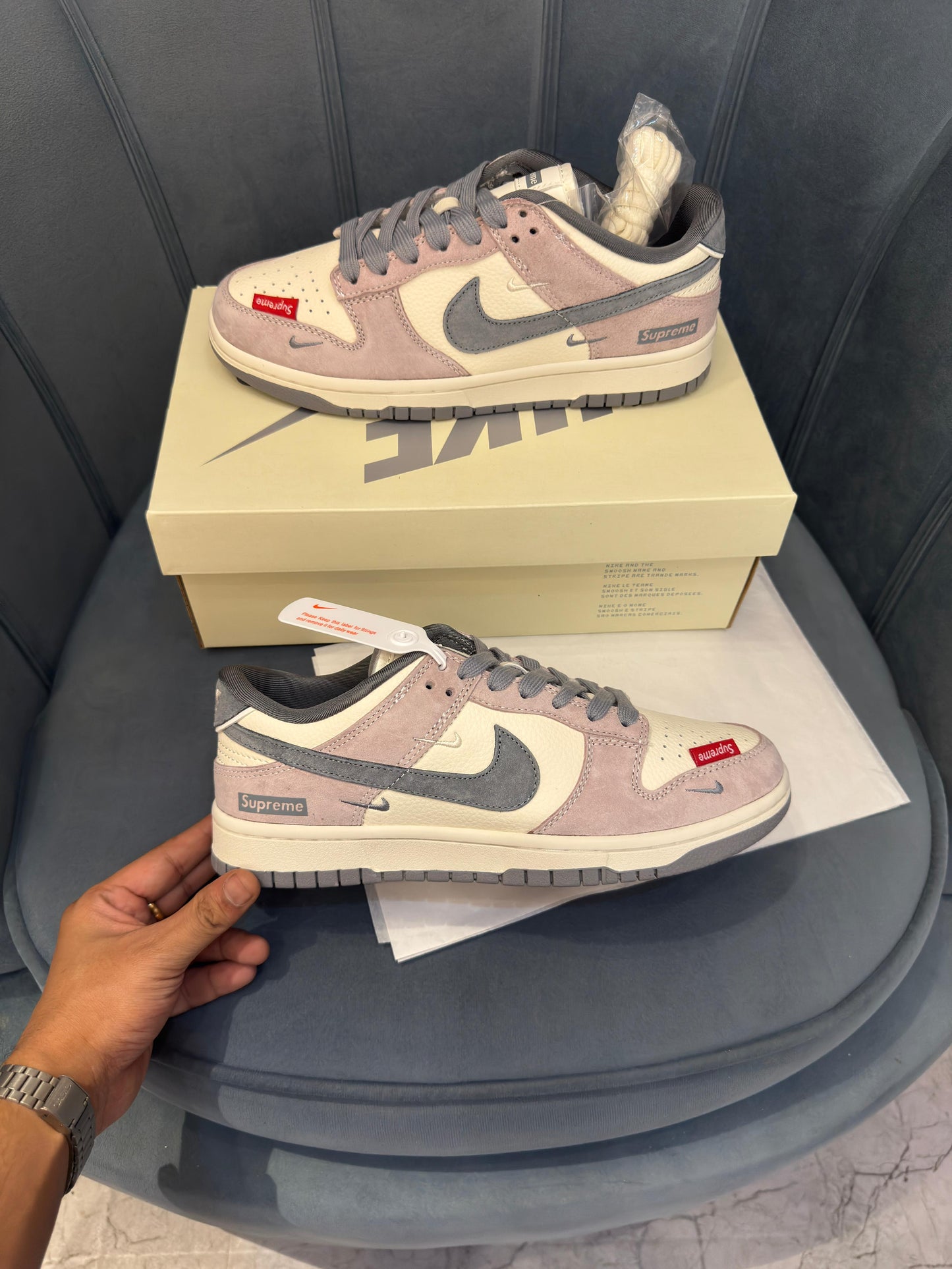 NIKE SB DUNK OG GREY X SUPREME