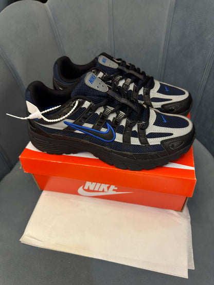 NIKE P-6000 TRAINER BLACK/BLUE