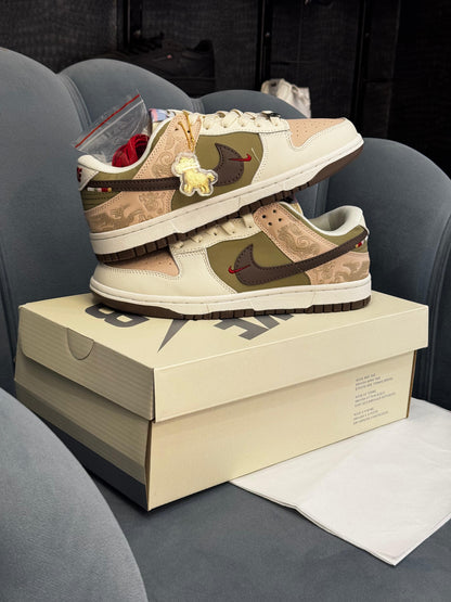 NIKE SB DUNK YEAR OF THE HORSE