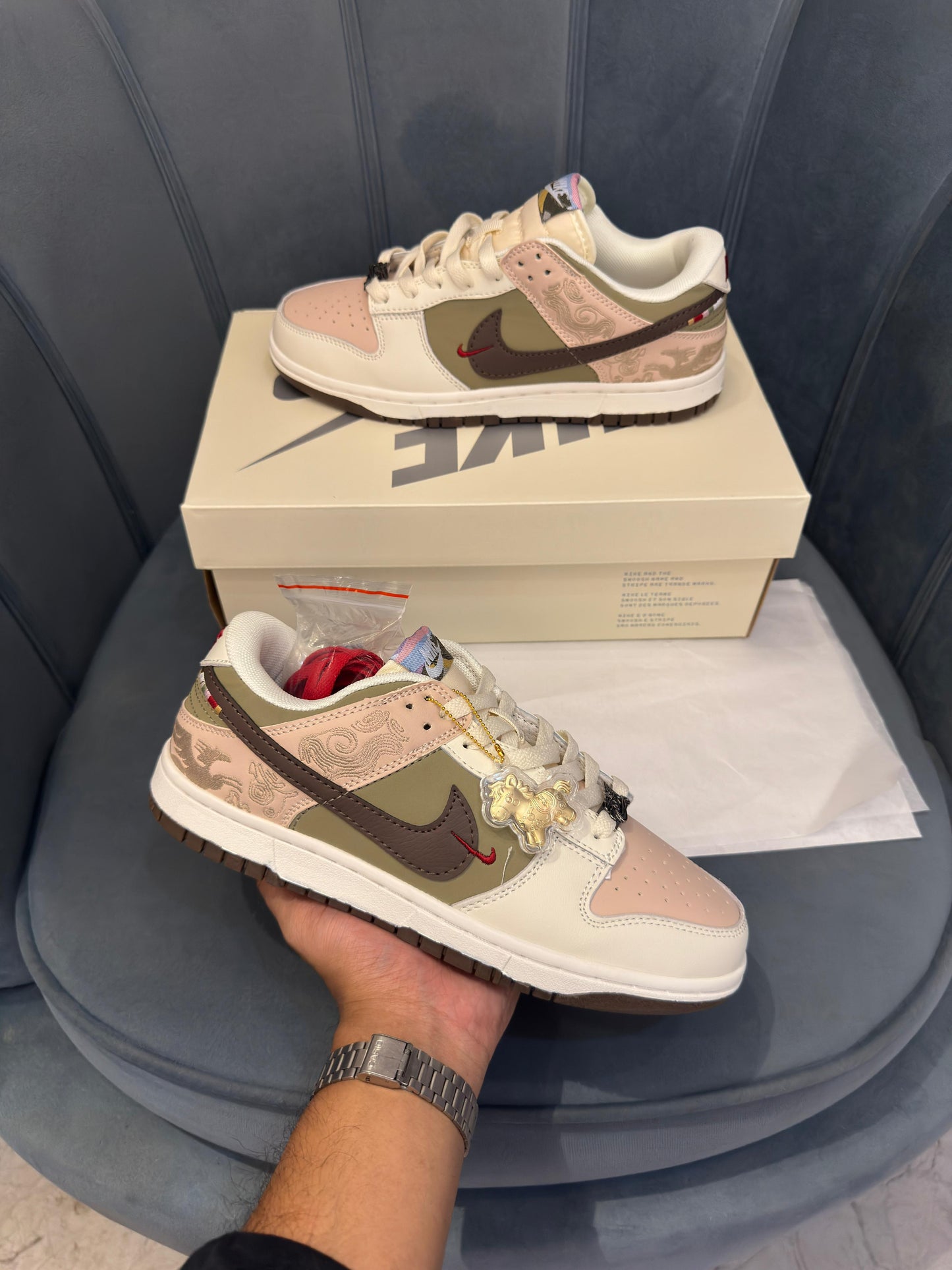 NIKE SB DUNK YEAR OF THE HORSE