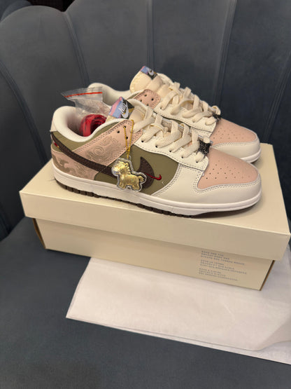 NIKE SB DUNK YEAR OF THE HORSE
