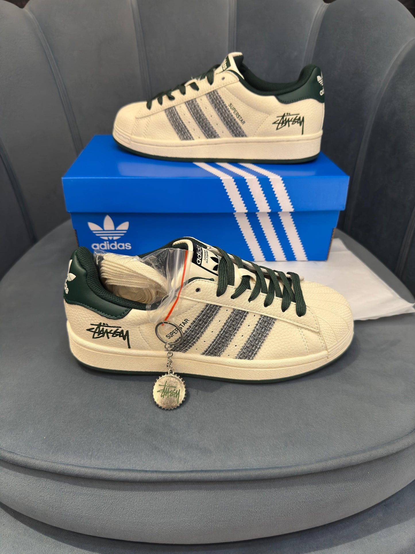 ADIDAS SUPERSTAR X STUSSY KEYCHAIN