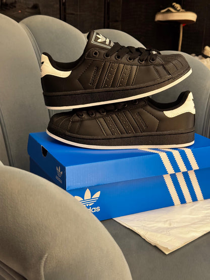 ADIDAS ORIGINALS SUPERSTAR  BLACK WHITE SOLE