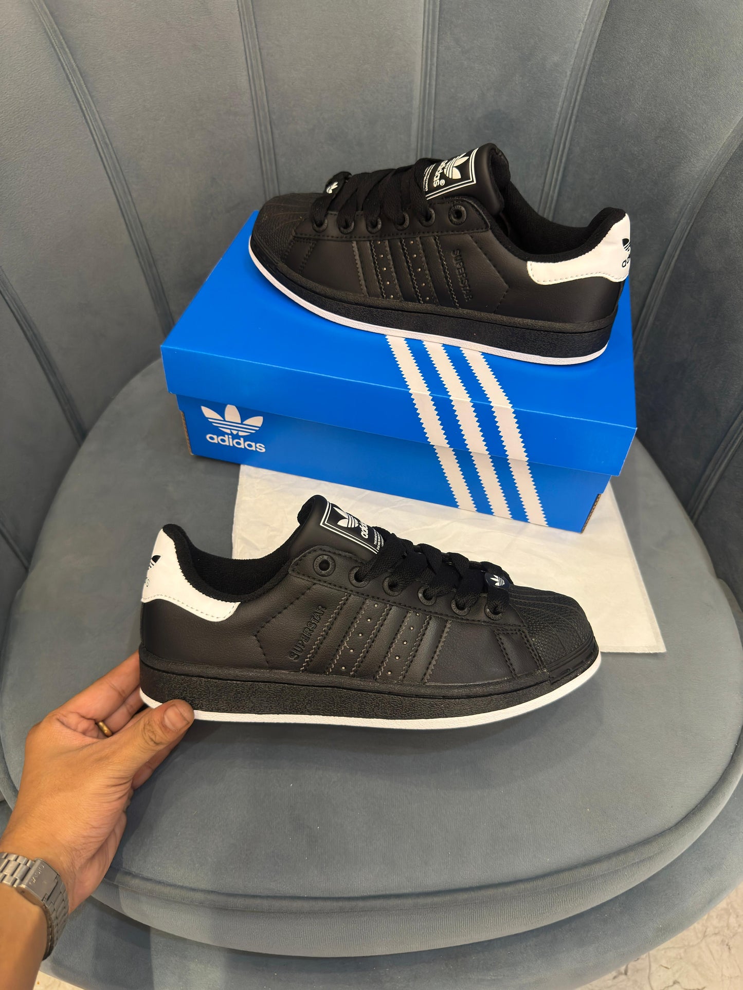 ADIDAS ORIGINALS SUPERSTAR  BLACK WHITE SOLE