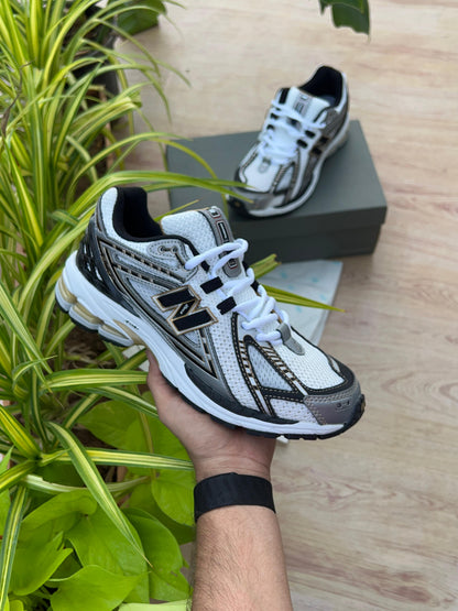 NEW BALANCE 1906R METALLIC SILVER GOLD