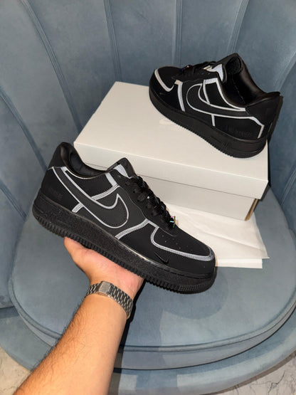 NIKE AIRFORCE 1 BLACK MANIERE