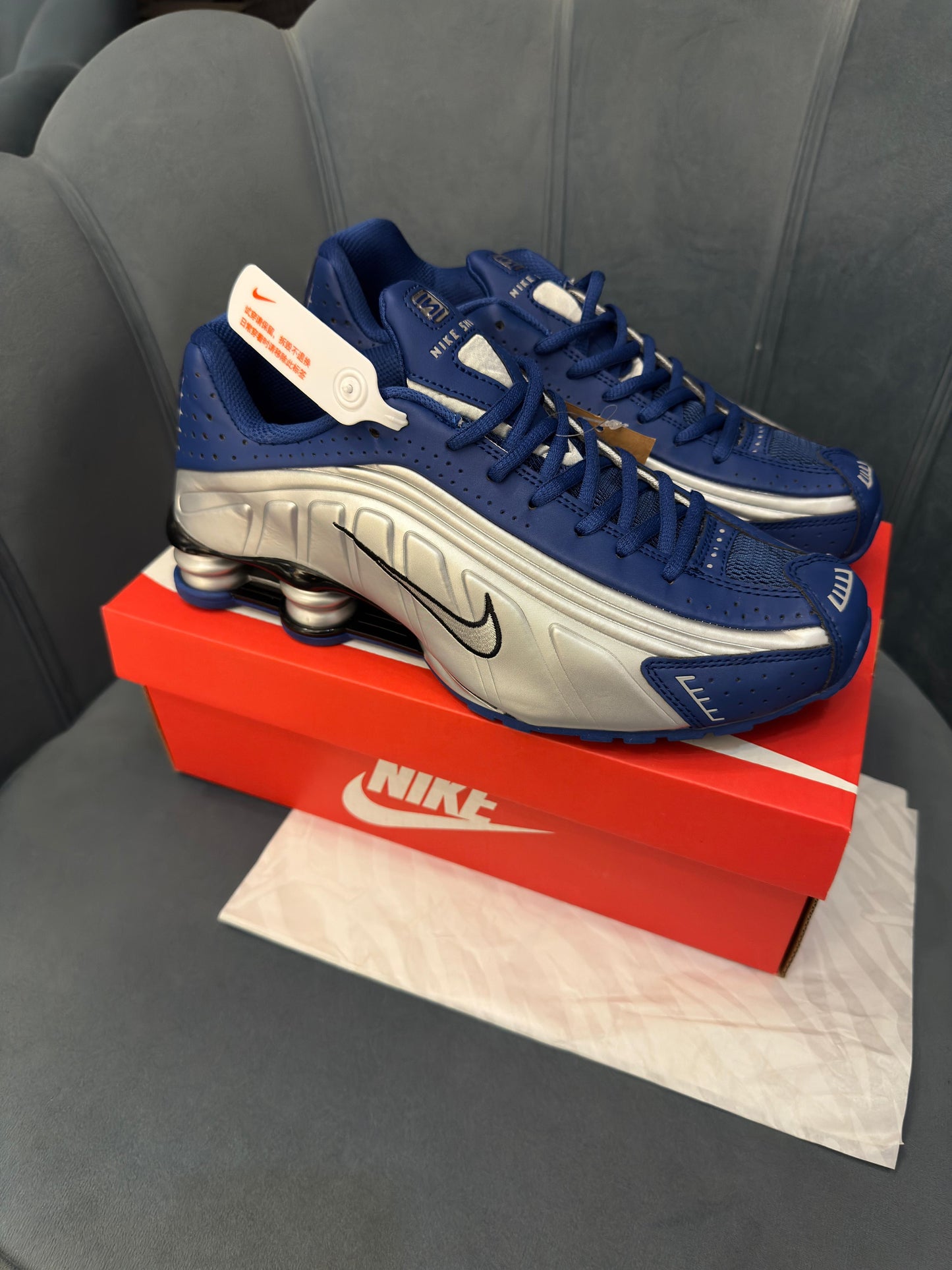 NIKE SHOX SILVER BLUE SILVER