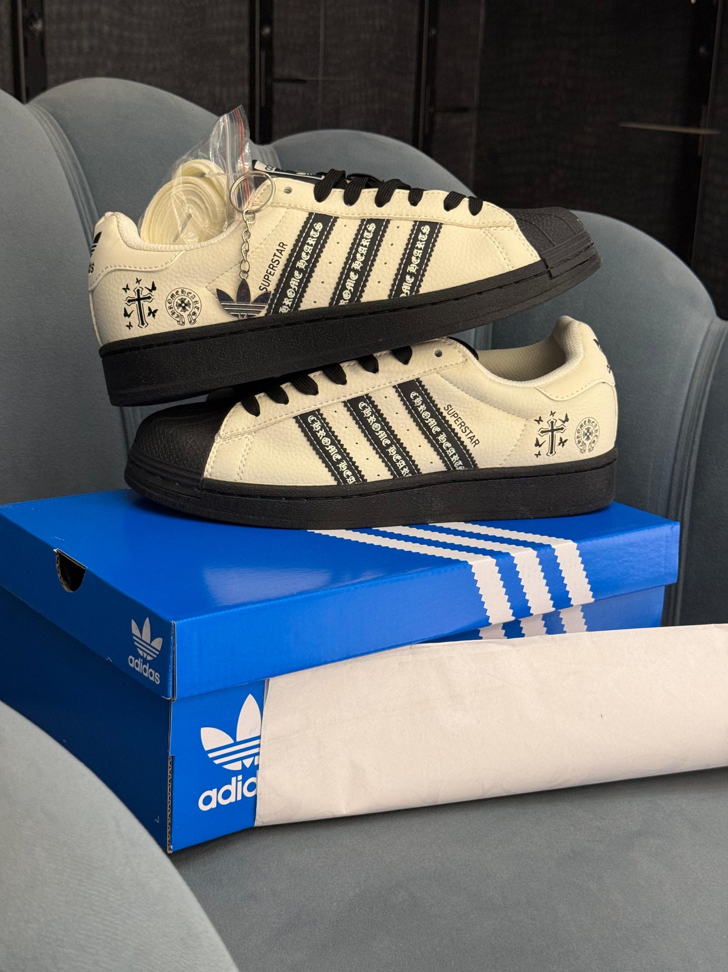 ADIDAS ORIGINAL SUPERSTAR HEART CHROME