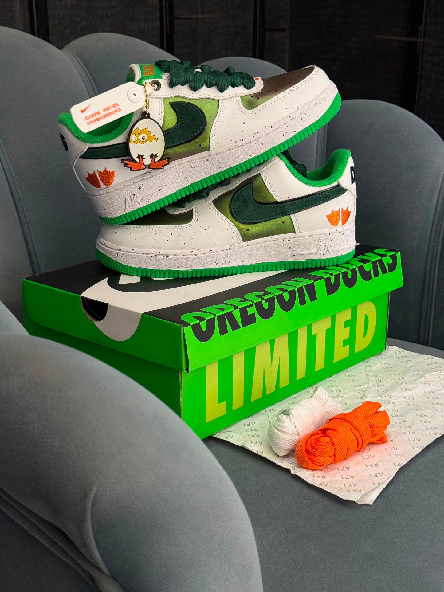 NIKE AIRFORCE x DOAF EGG OR DUCK