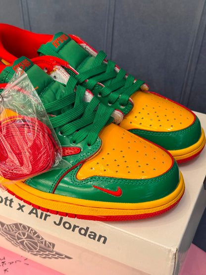 AIR JORDANS TRAVIS SCOTT X CONCRETE BOYS
