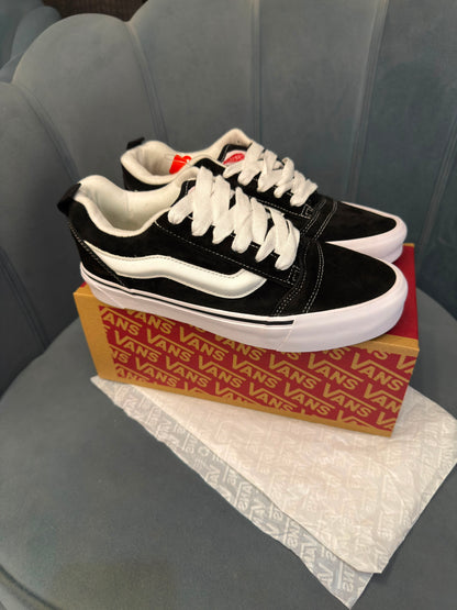 VANS OLD SKOOL KNU BLACK WHITE