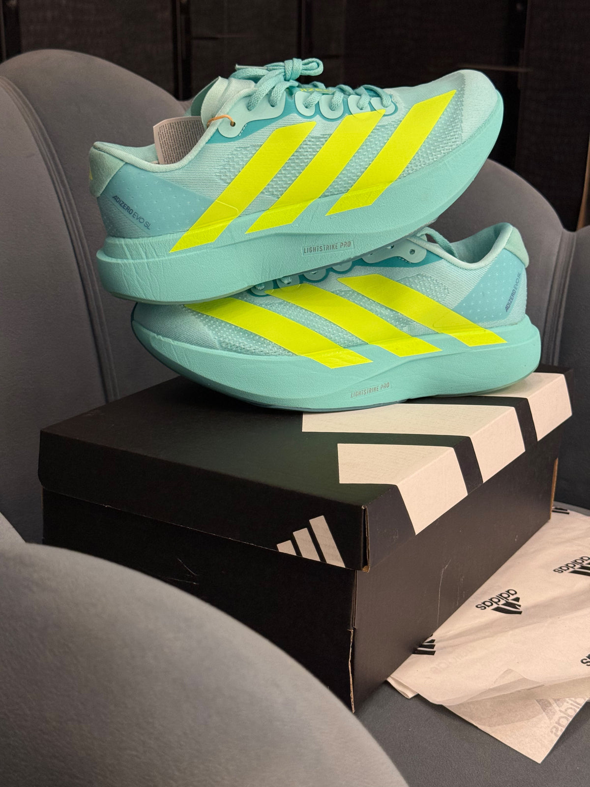 ADIDAS ADIZERO EVO SL