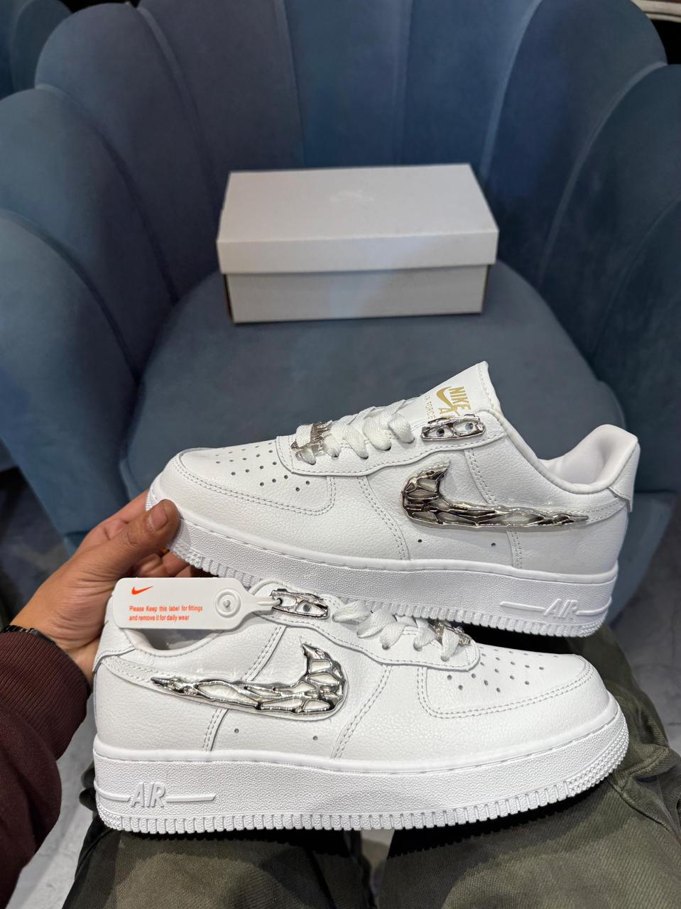 NIKE AIRFORCE 1 MOLTEN METAL