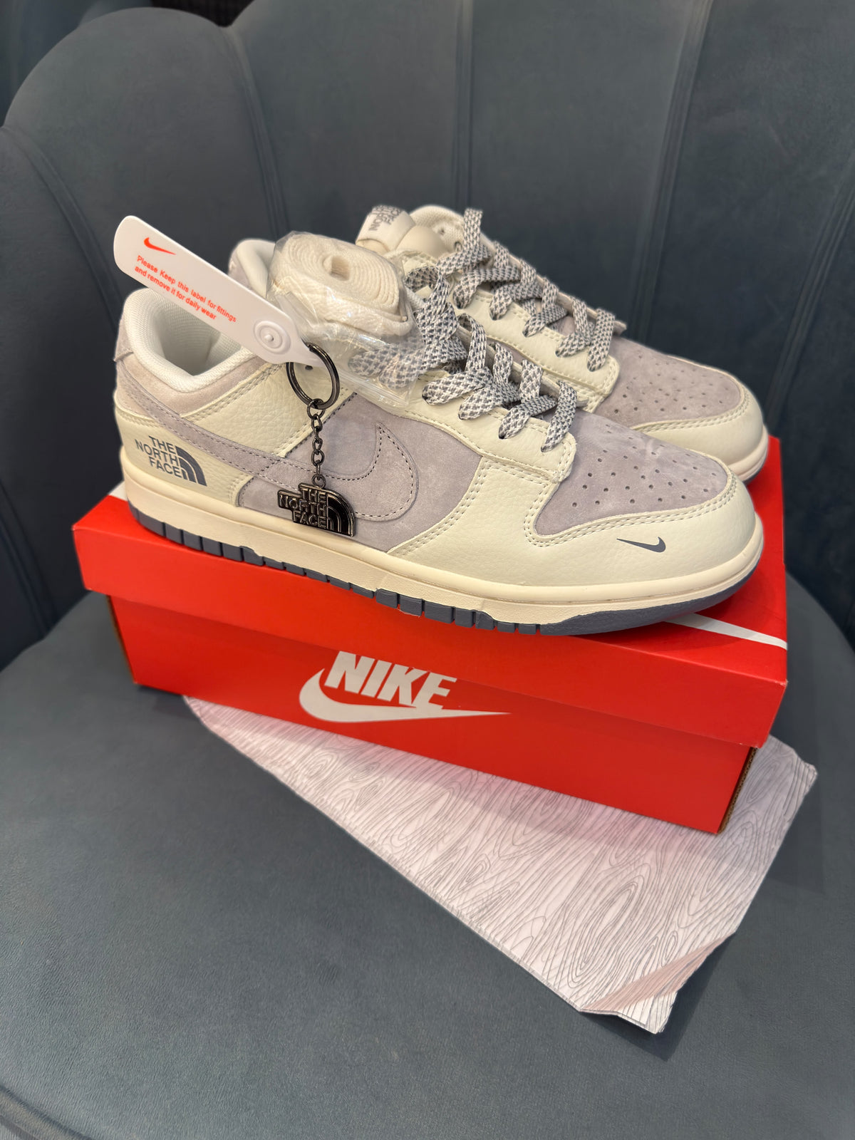 NIKE SB DUNK X NORTH FACE OG GREY