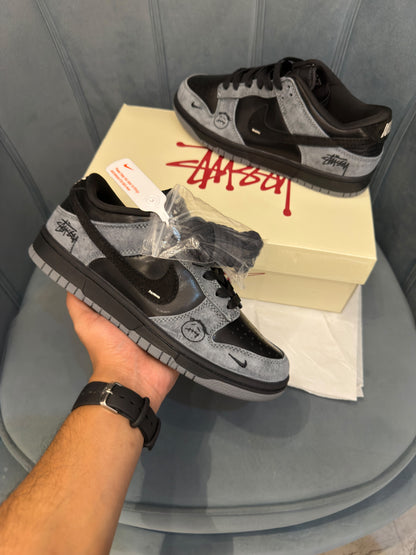NIKE SB DUNK STUSSY BLACK GREY X KAWA KEYCHAIN 2026