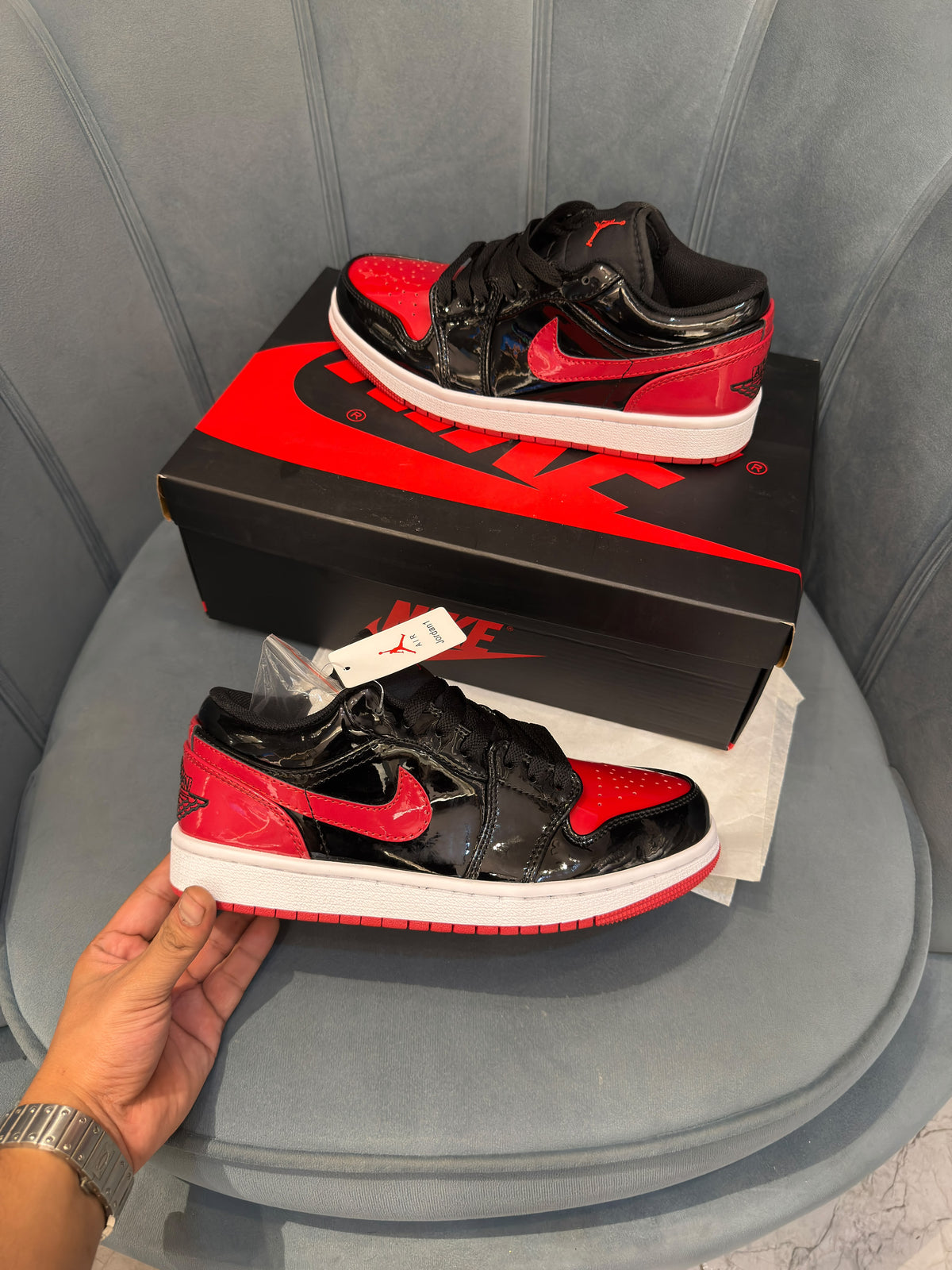 AIR JORDAN 1 LOW PATENT BRED