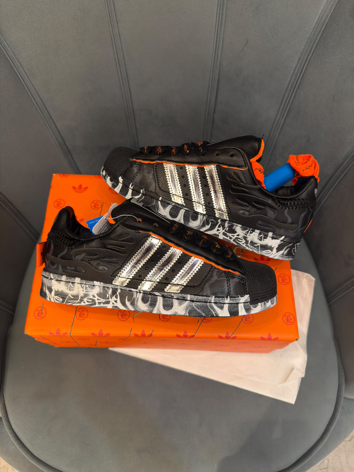 ADIDAS SUPERSTAR HELLSTAR HAZY BLACK