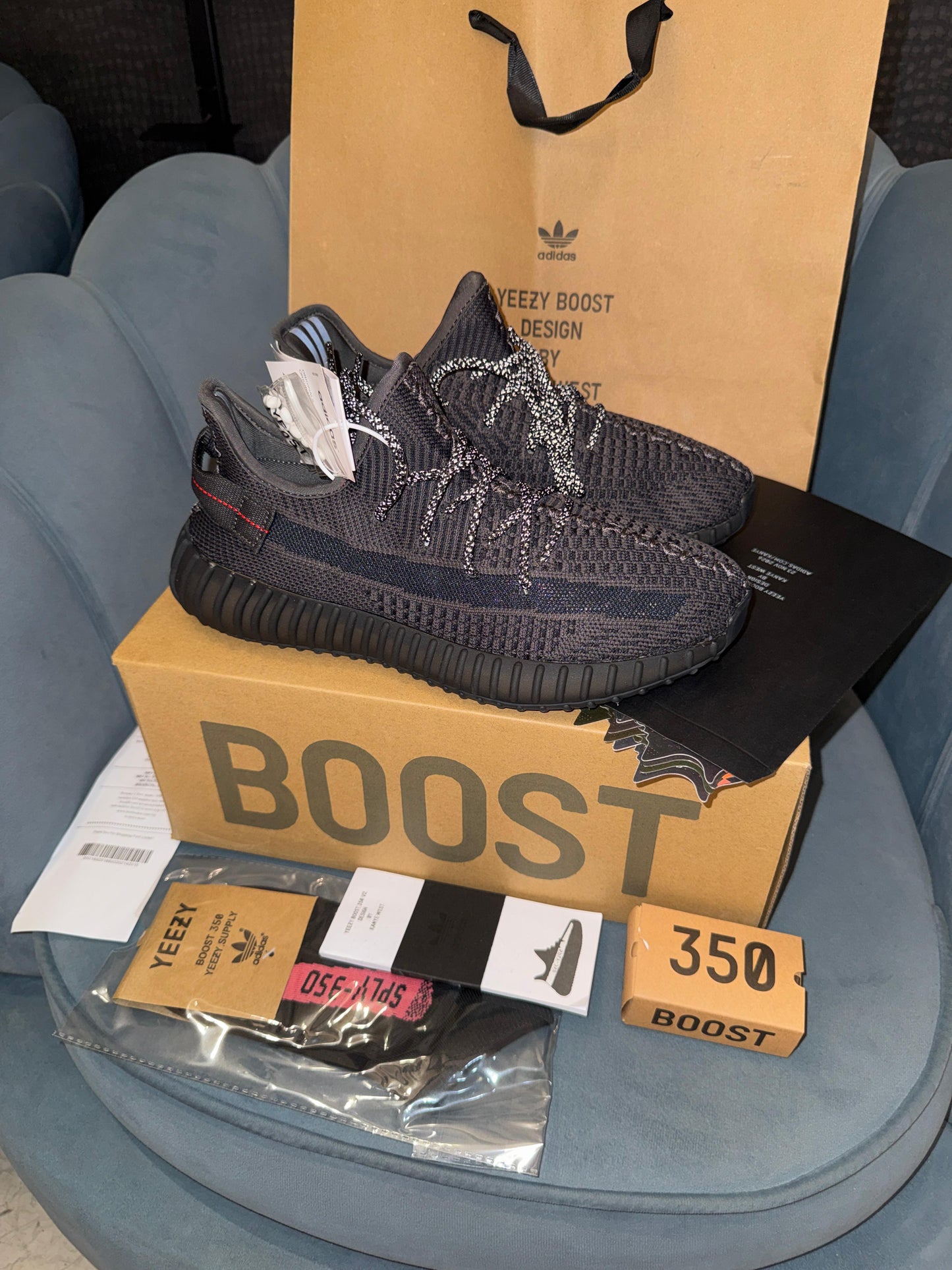 ADIDAS YEEZY 350 BLACK LACE REFLECTIVE SEMI UA