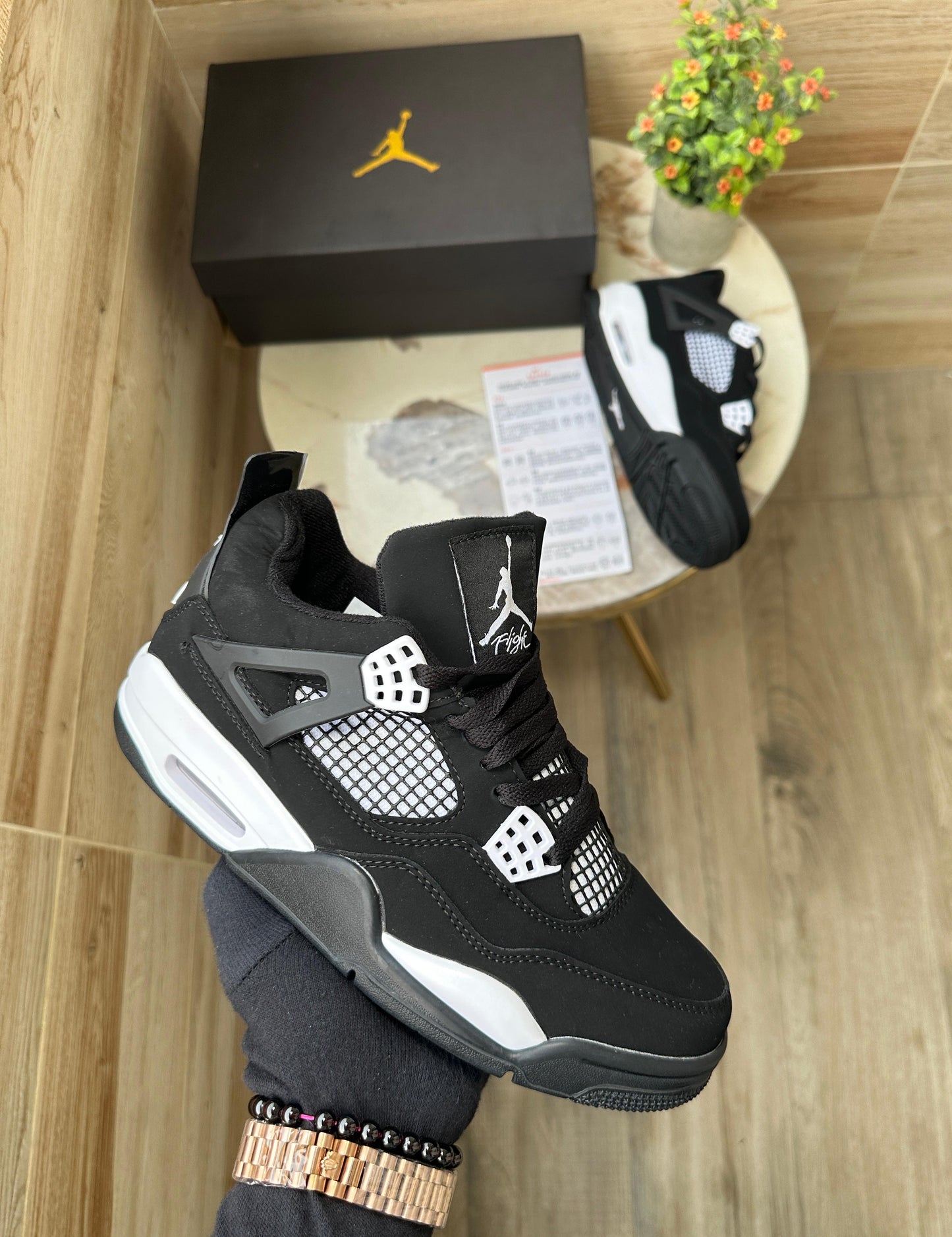 AIR JORDAN RETRO 4 PANDA